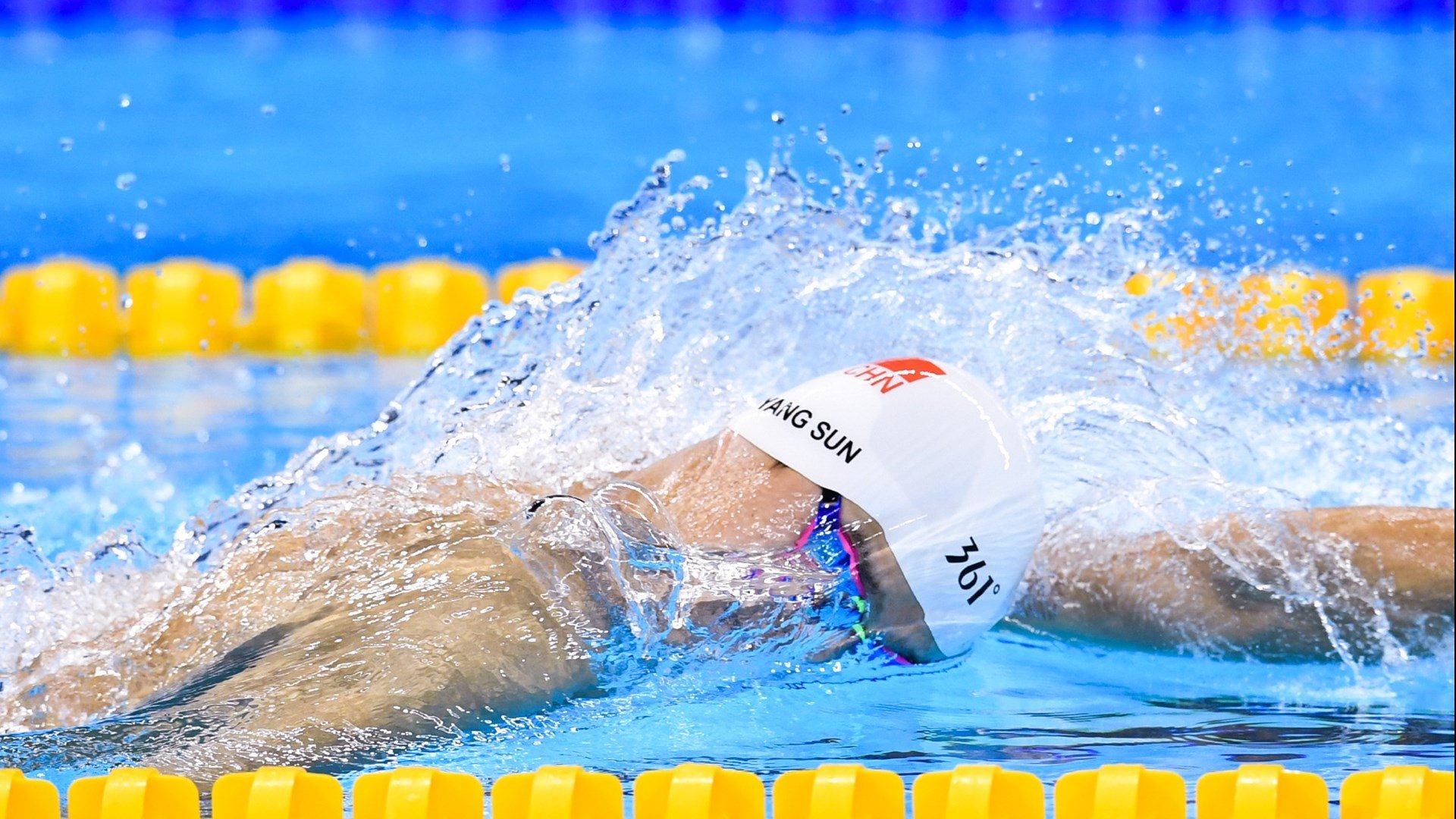 德布劳内赛后谦逊发言登热搜，马德里竞技大胜巴塞罗那引发热议的简单介绍